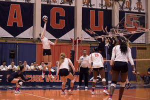 Syracuse volleyball is using a hit that knuckle balls and has confused its opponents.